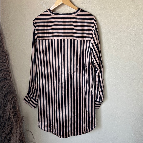 NWT weekend stories black and tan striped satin shirt dress - Picture 7 of 8